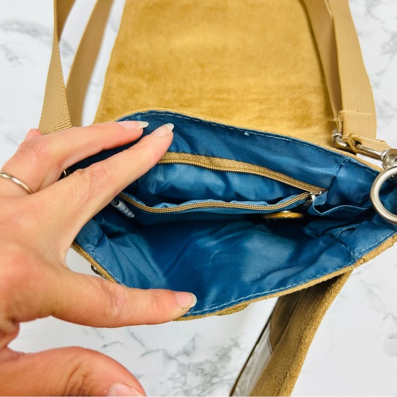 Travelon Women's Anti-Theft Slim Tan Suede Purse - Picture 3 of 5